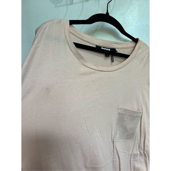 DKNY Pink T-Shirt With Sequin Front Pocket Woman’s Size XL-Spot On Front - Picture 4 of 8